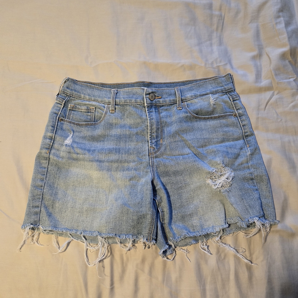 Old Navy Frayed Light Blue Vacation Sunmer Jean Shorts